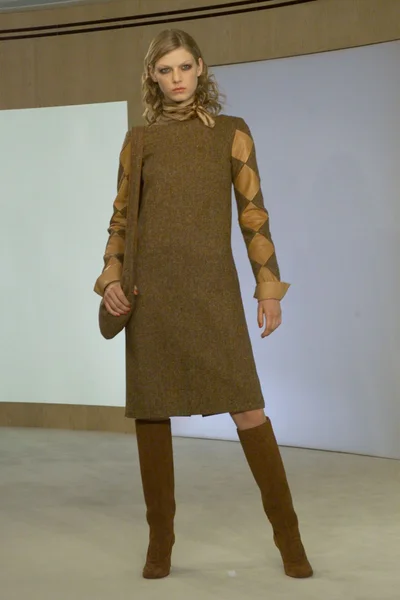 Look 8